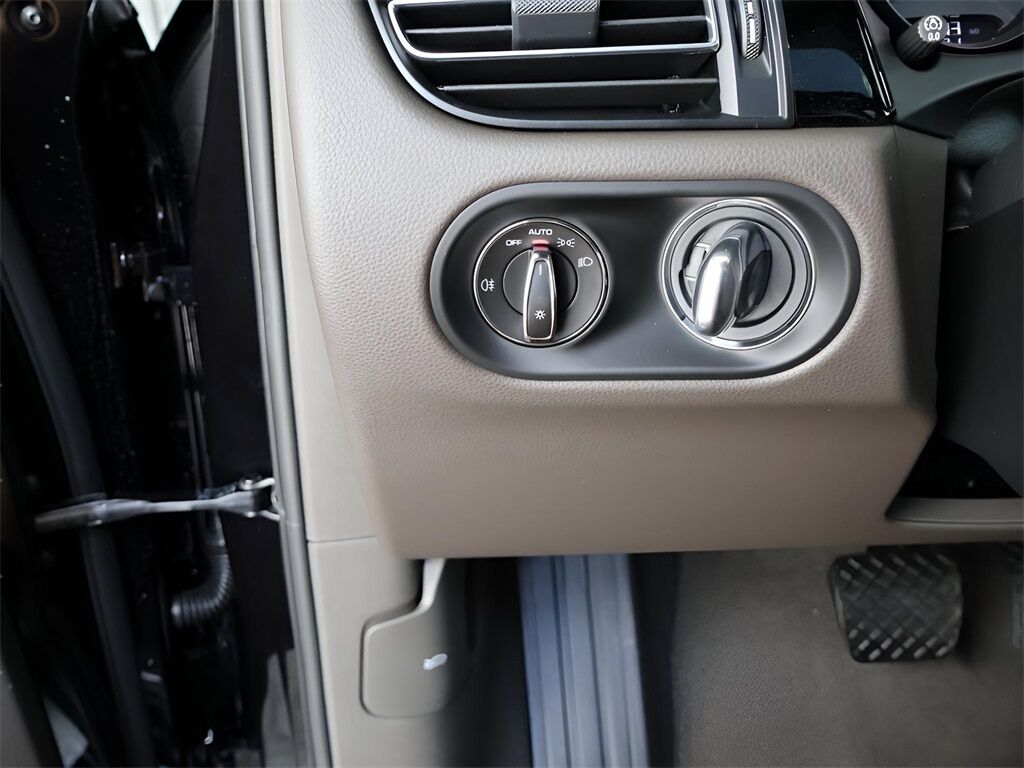 2025 Porsche Macan San Clemente CA