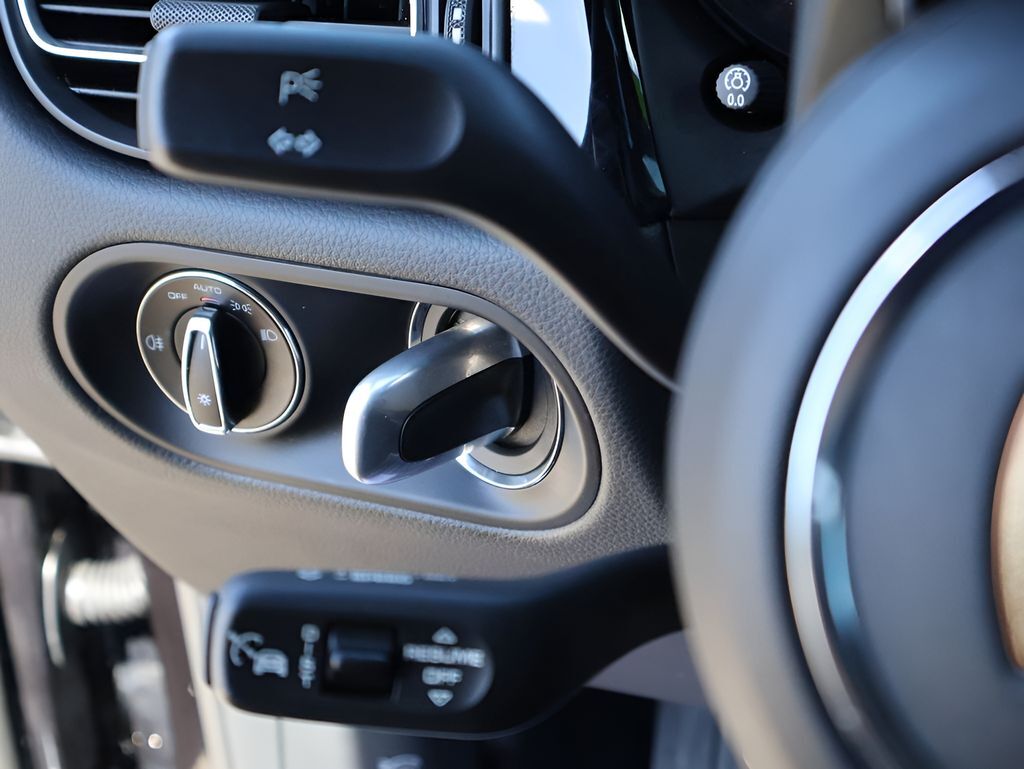 2025 Porsche Macan San Clemente CA