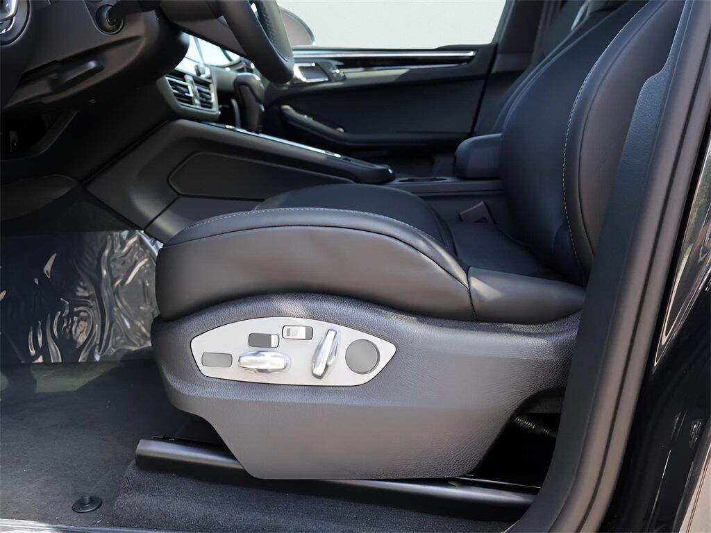 2025 Porsche Macan San Clemente CA