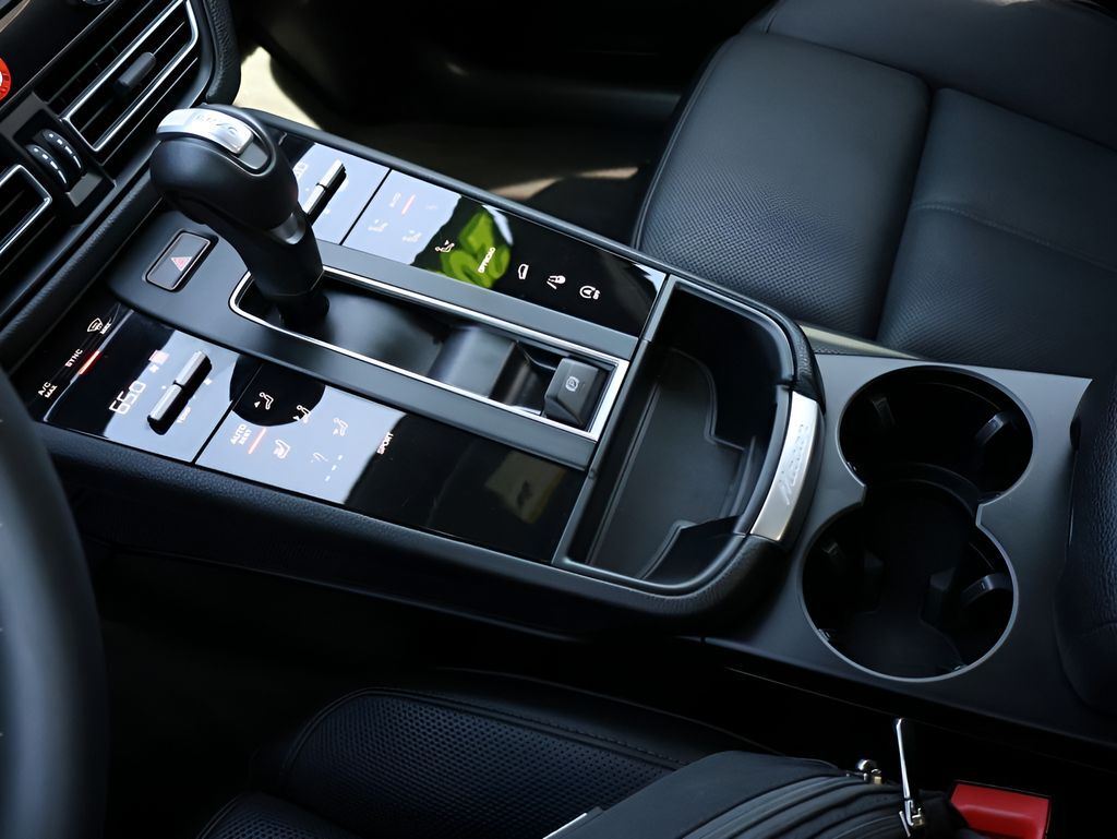 2025 Porsche Macan San Clemente CA