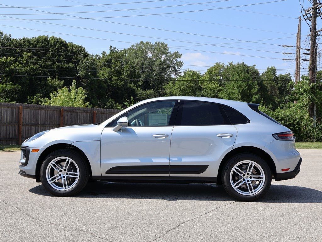 2025 Porsche Macan