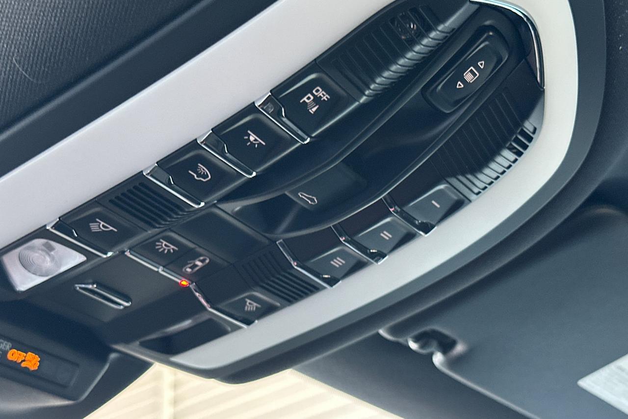 2025 Porsche Macan San Luis Obispo CA