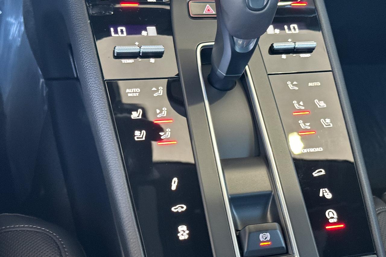 2025 Porsche Macan San Luis Obispo CA