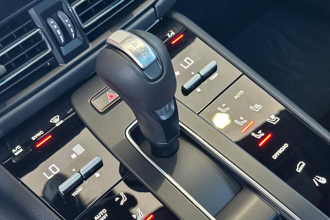 2025 Porsche Macan San Luis Obispo CA