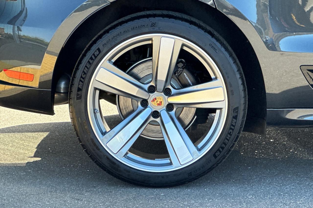 2025 Porsche Macan San Luis Obispo CA