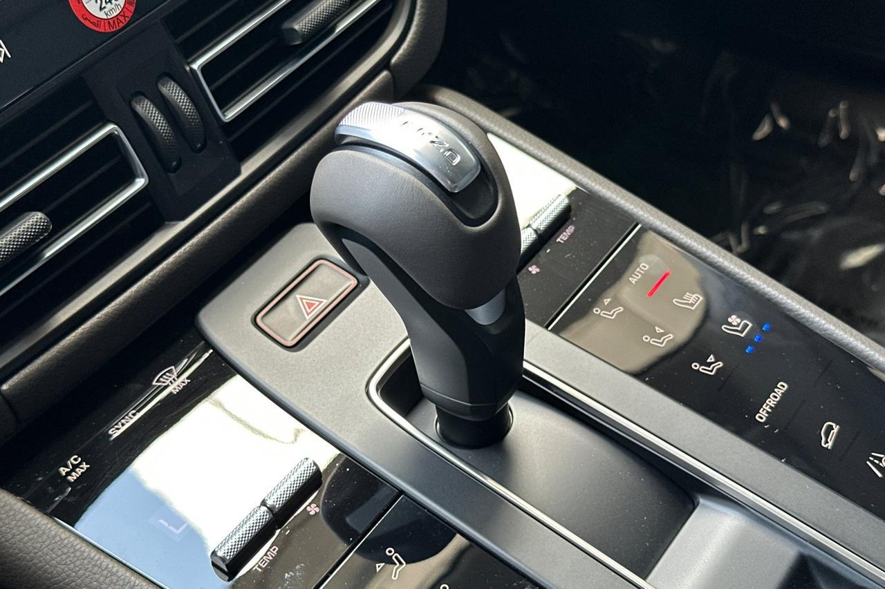 2025 Porsche Macan San Luis Obispo CA