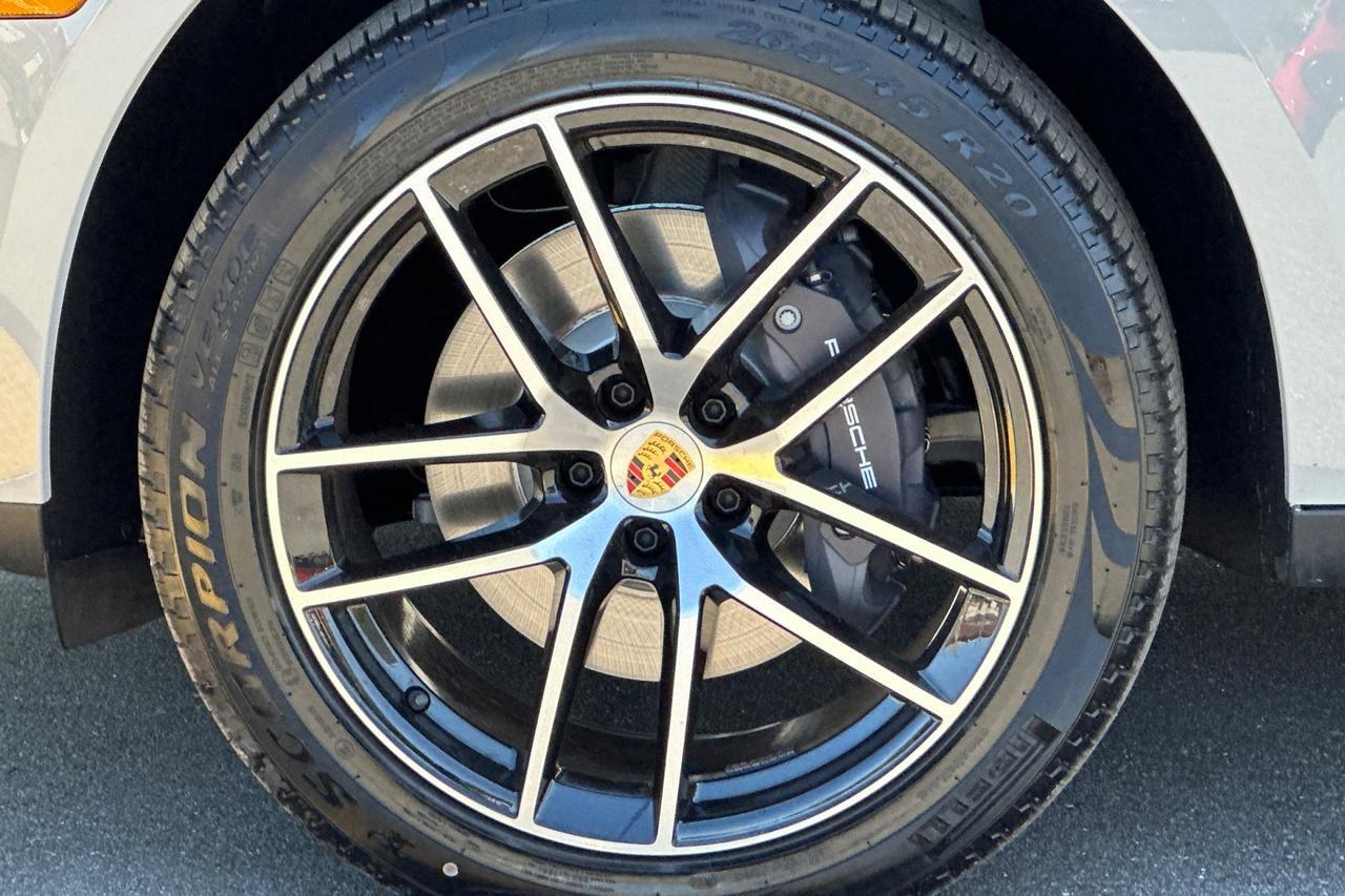 2025 Porsche Macan San Luis Obispo CA
