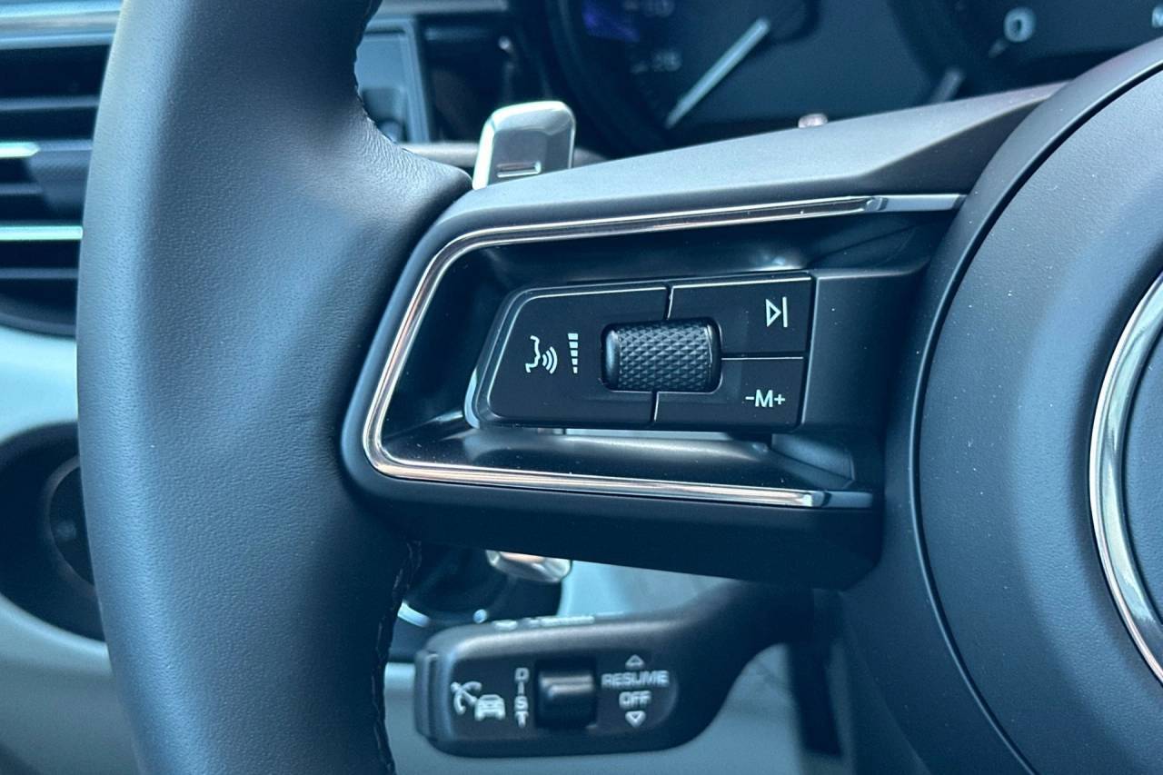 2025 Porsche Macan San Luis Obispo CA