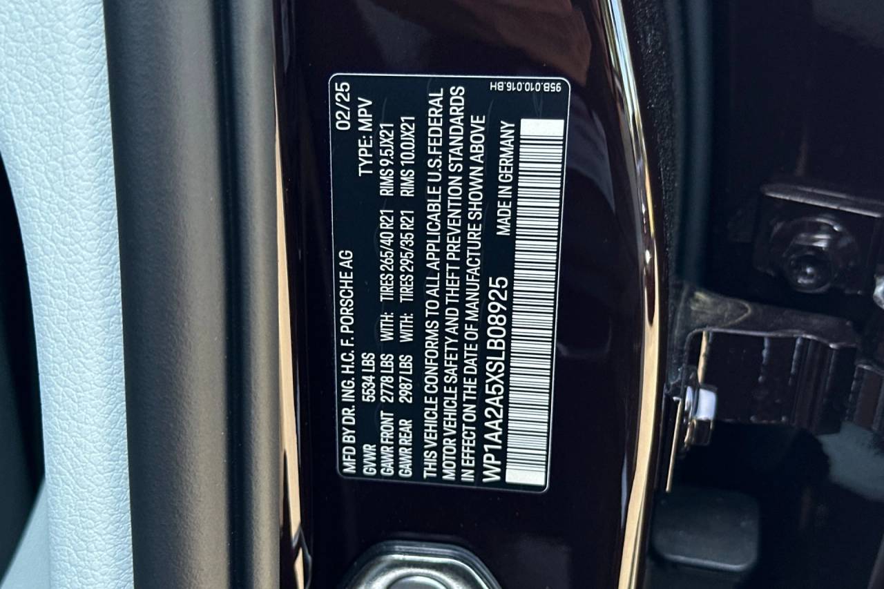 2025 Porsche Macan San Luis Obispo CA