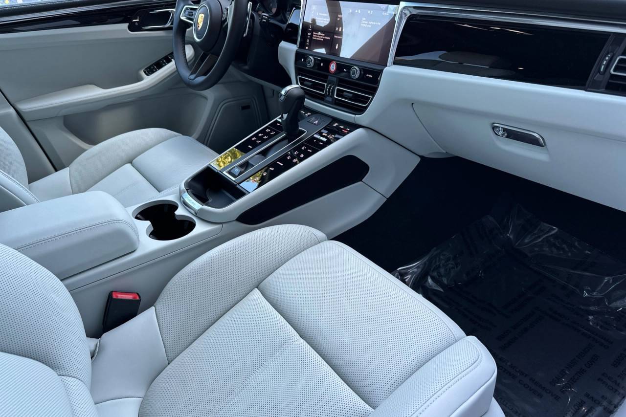 2025 Porsche Macan San Luis Obispo CA