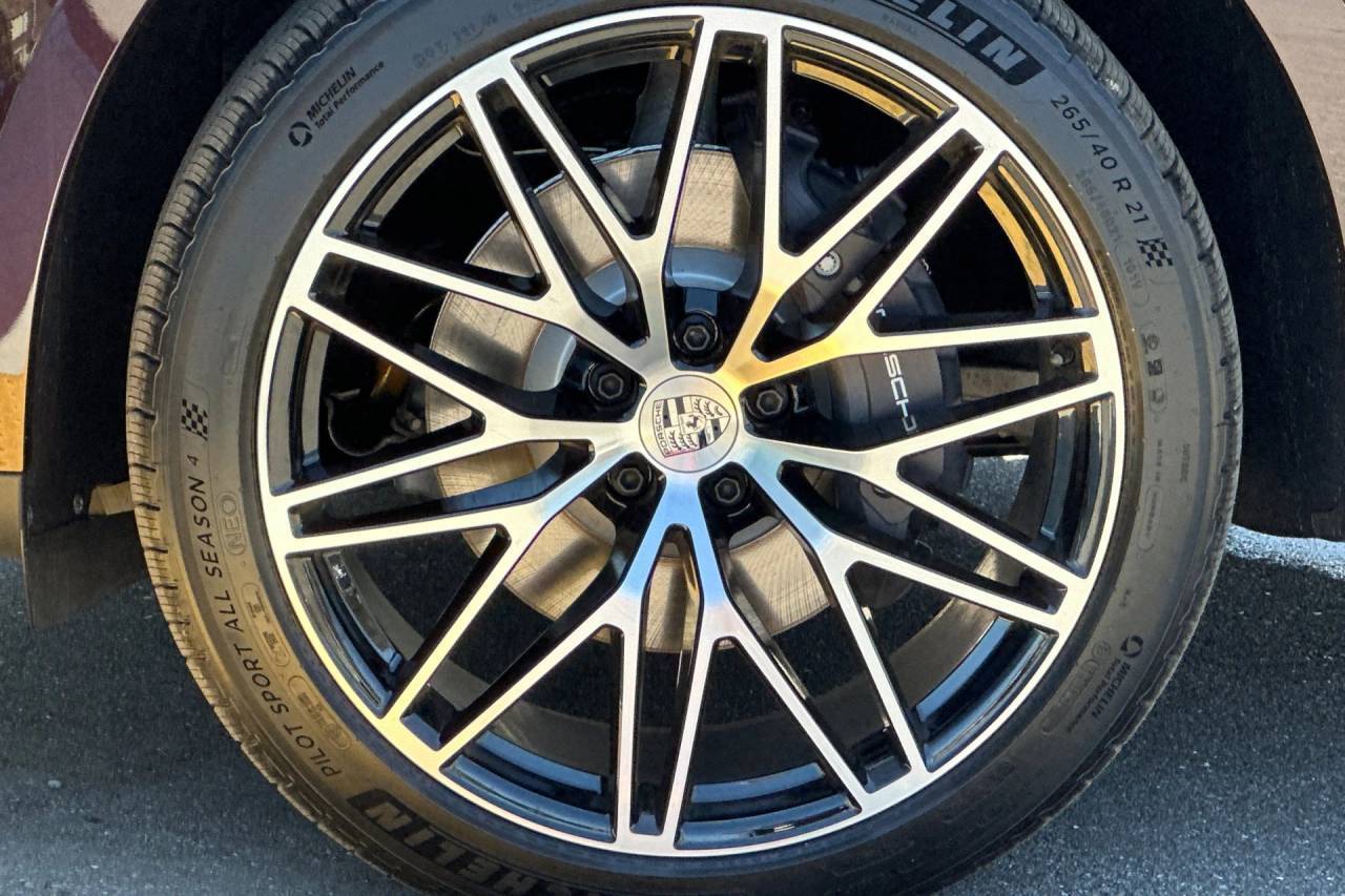 2025 Porsche Macan San Luis Obispo CA