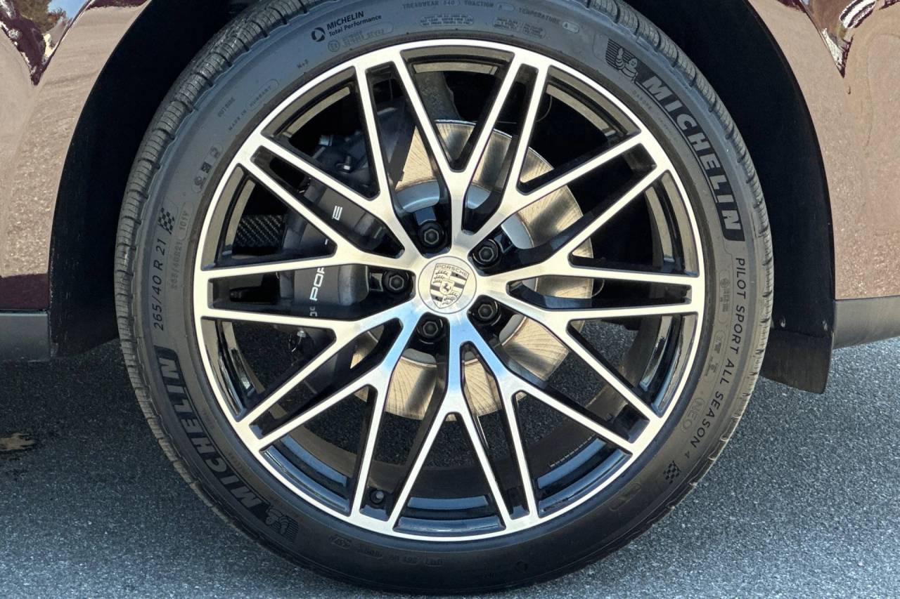 2025 Porsche Macan San Luis Obispo CA