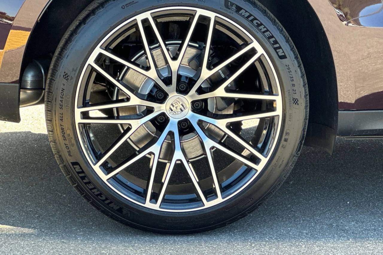 2025 Porsche Macan San Luis Obispo CA