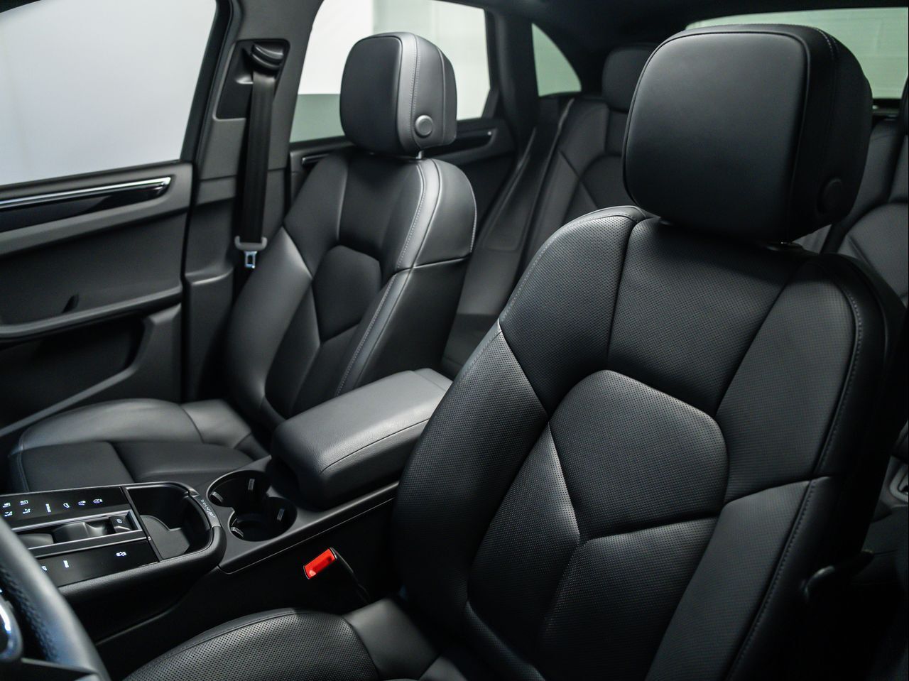 2025 Porsche Macan Santa Clarita CA