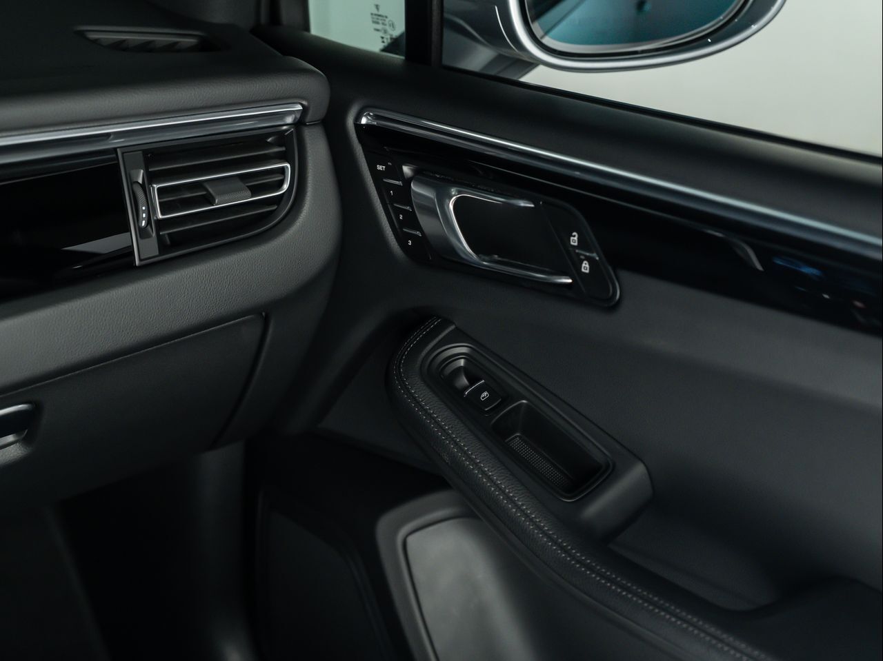 2025 Porsche Macan Santa Clarita CA