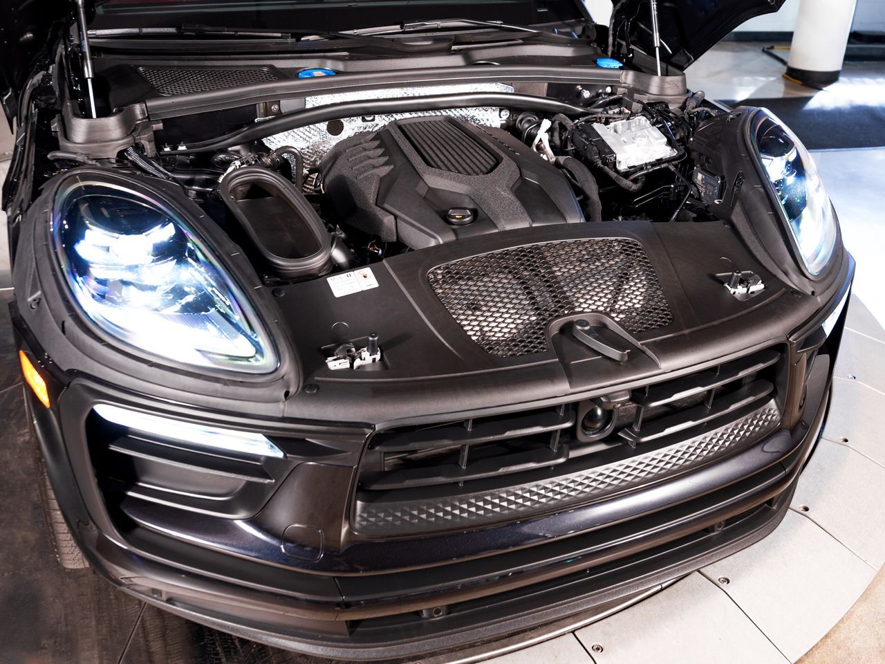 2025 Porsche Macan Santa Clarita CA