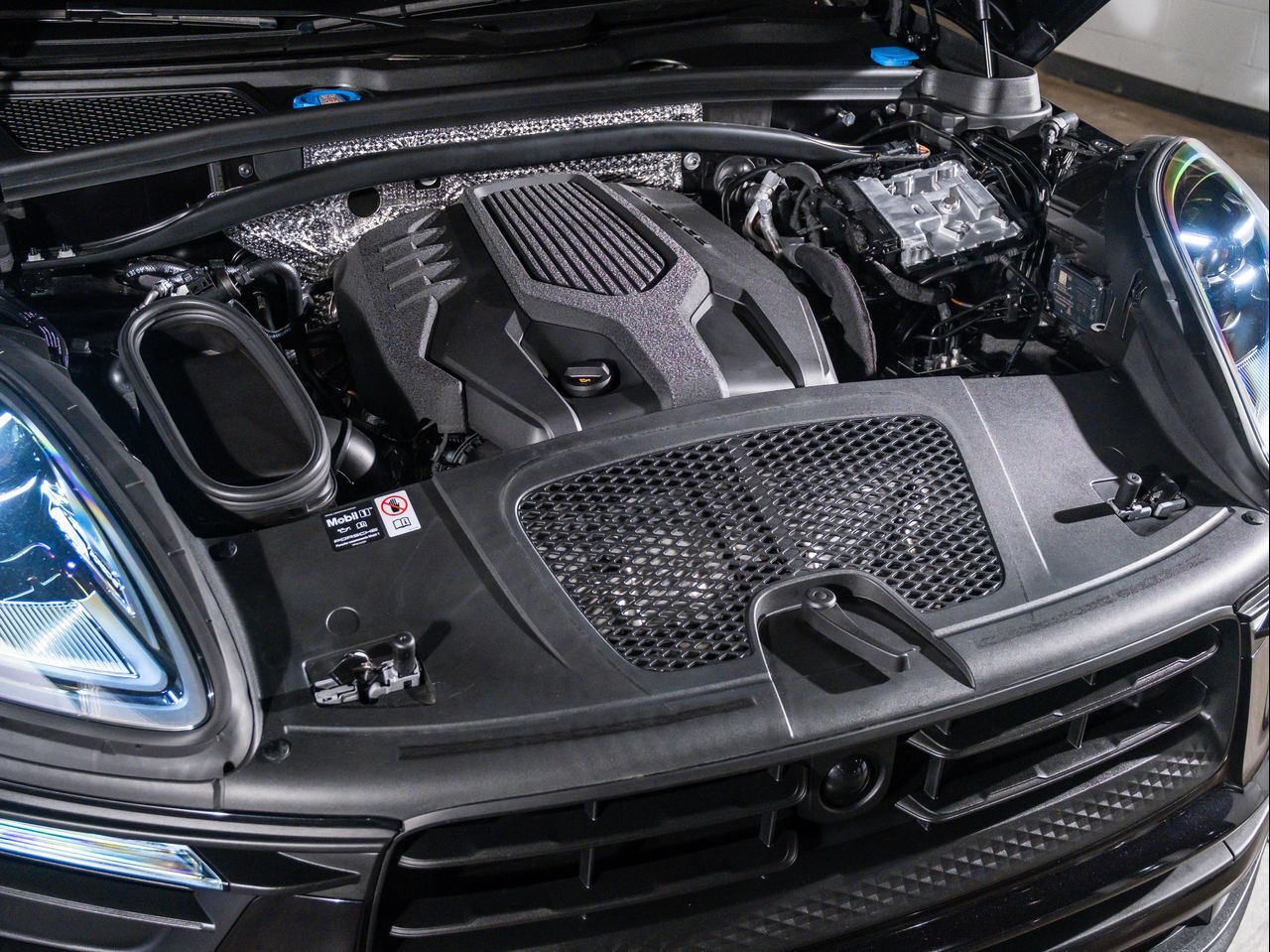 2025 Porsche Macan Santa Clarita CA