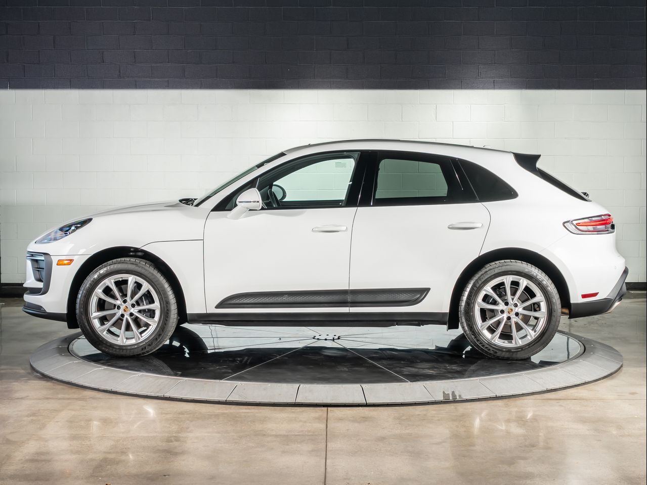 2025 Porsche Macan Santa Clarita CA