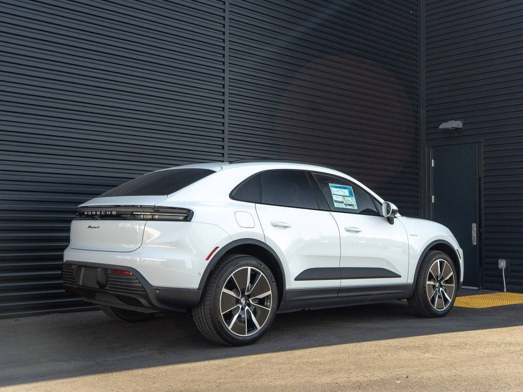 2025 Porsche Macan 4 Electric Bakersfield CA