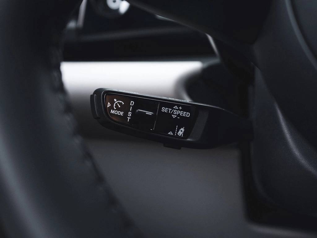 2025 Porsche Macan 4 Electric Bakersfield CA