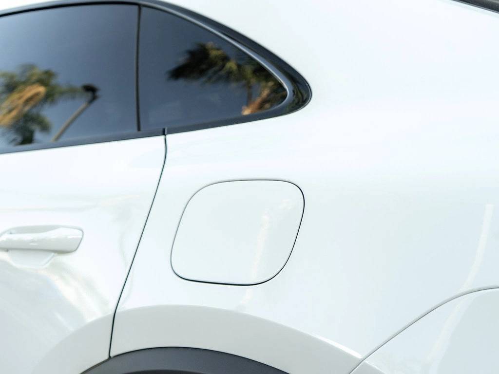 2025 Porsche Macan 4 Electric Bakersfield CA