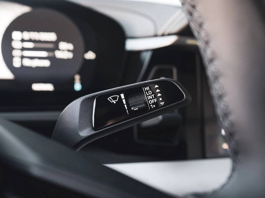 2025 Porsche Macan 4 Electric Bakersfield CA