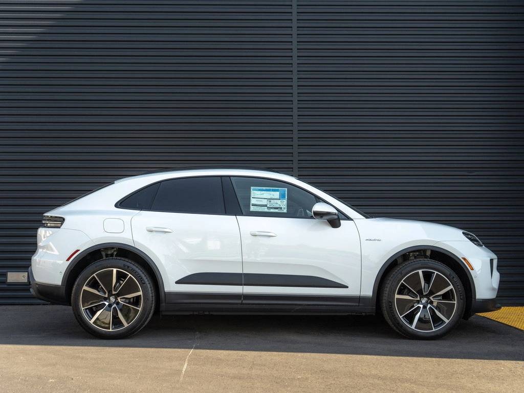 2025 Porsche Macan 4 Electric Bakersfield CA