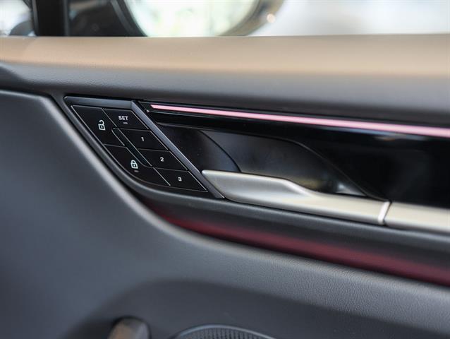 2025 Porsche Macan 4 Electric Bakersfield CA