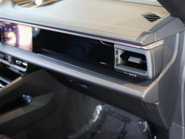 2025 Porsche Macan 4 Electric Bakersfield CA
