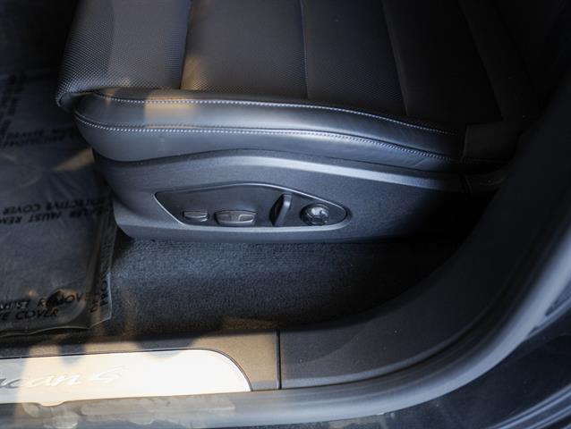 2025 Porsche Macan 4 Electric Bakersfield CA