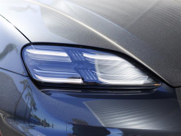 2025 Porsche Macan 4 Electric Bakersfield CA
