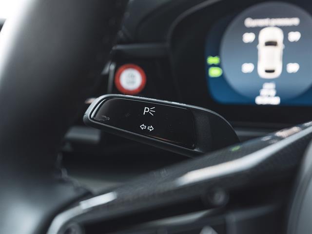 2025 Porsche Macan 4 Electric Bakersfield CA