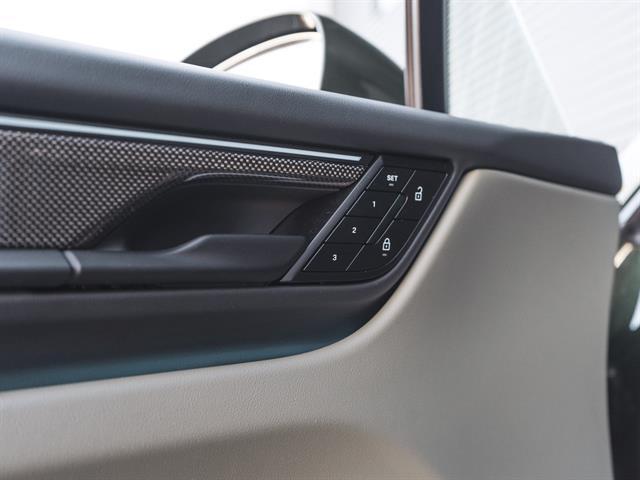 2025 Porsche Macan 4 Electric Bakersfield CA