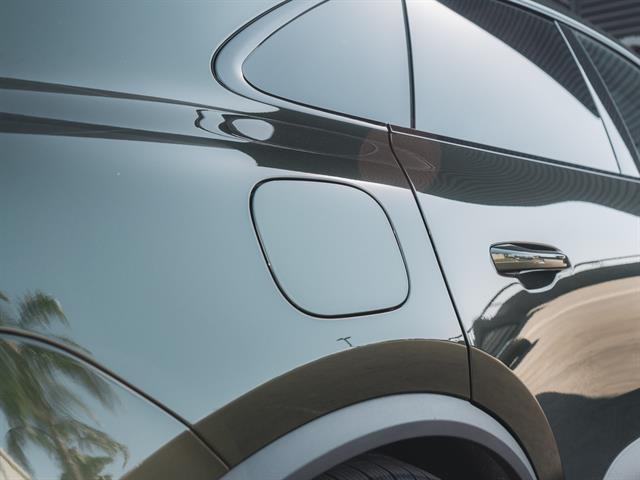 2025 Porsche Macan 4 Electric Bakersfield CA