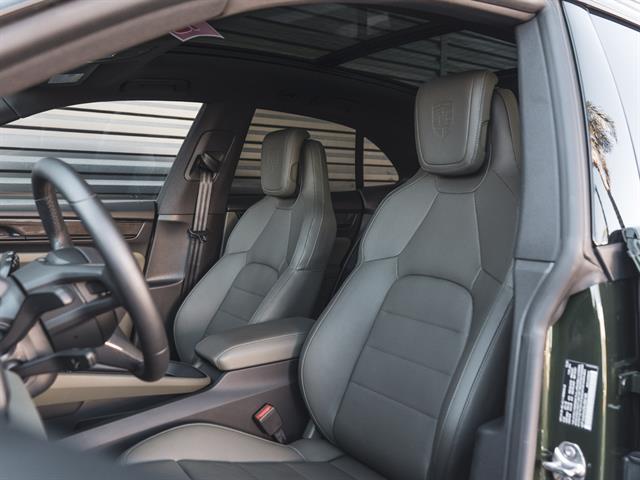 2025 Porsche Macan 4 Electric Bakersfield CA