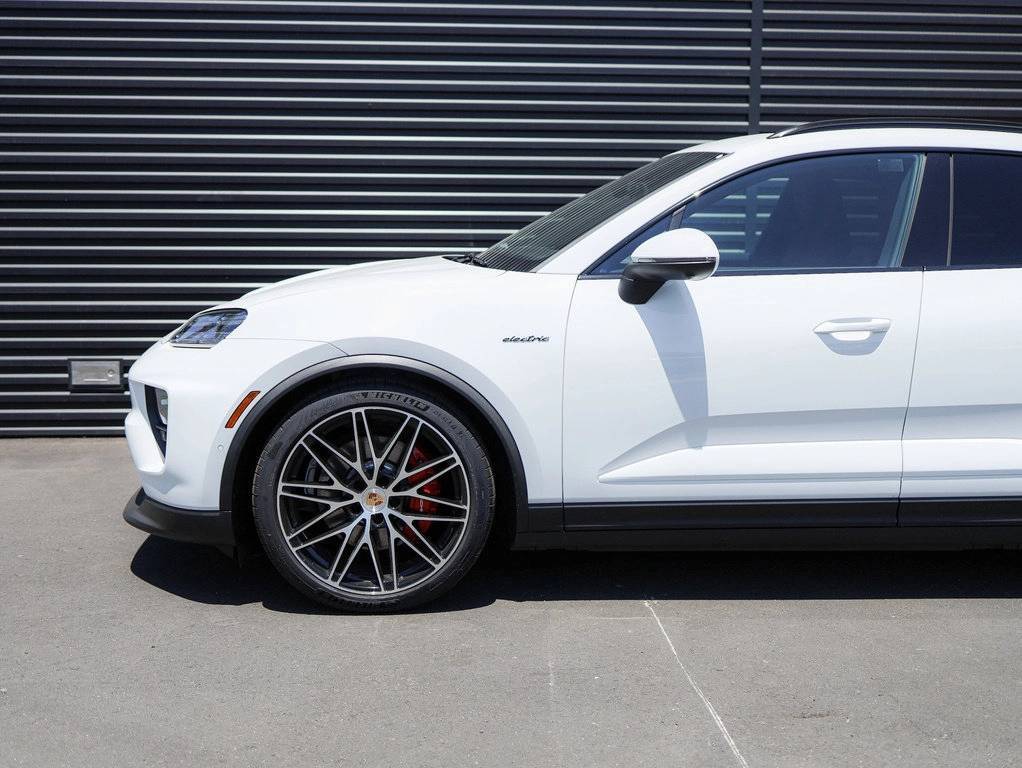 2025 Porsche Macan 4S Electric Bakersfield CA