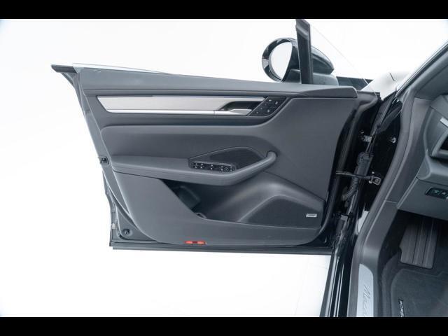 2025 Porsche Macan 4S Electric Pompano Beach FL