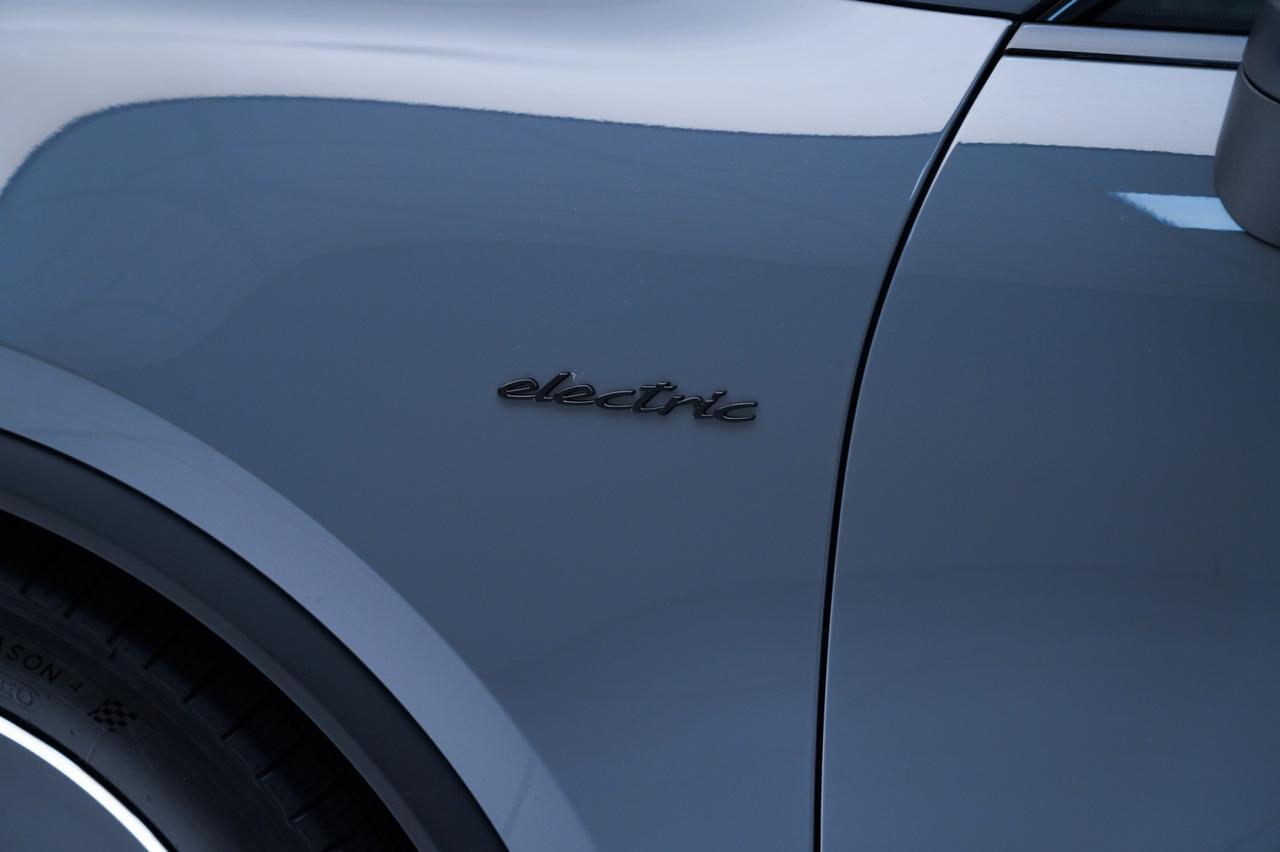 2025 Porsche Macan 4S Electric Pompano Beach FL