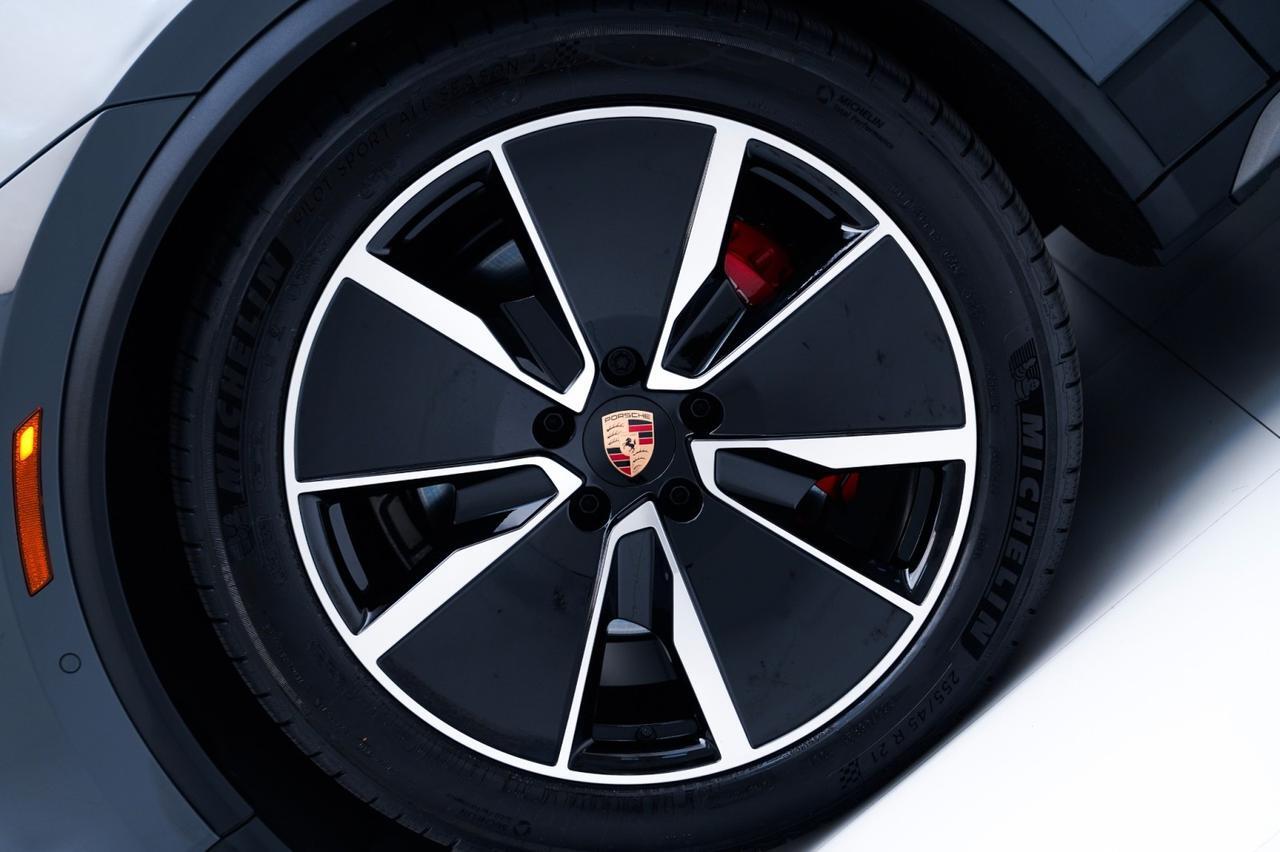 2025 Porsche Macan 4S Electric Pompano Beach FL