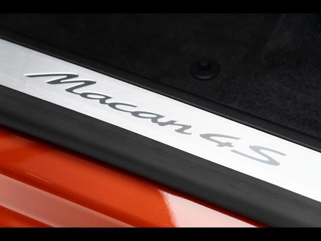 2025 Porsche Macan 4S Electric Pompano Beach FL
