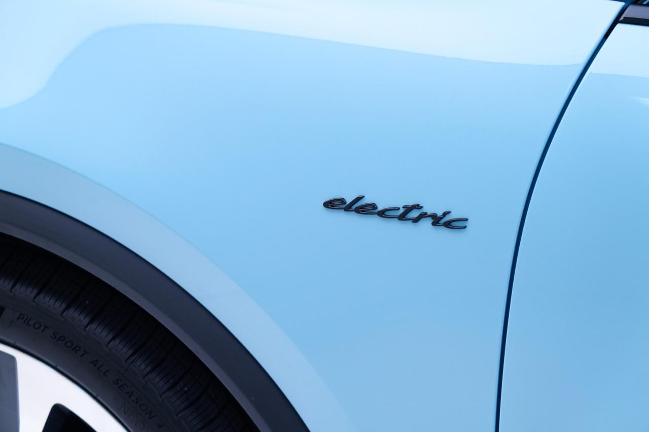 2025 Porsche Macan 4S Electric Pompano Beach FL