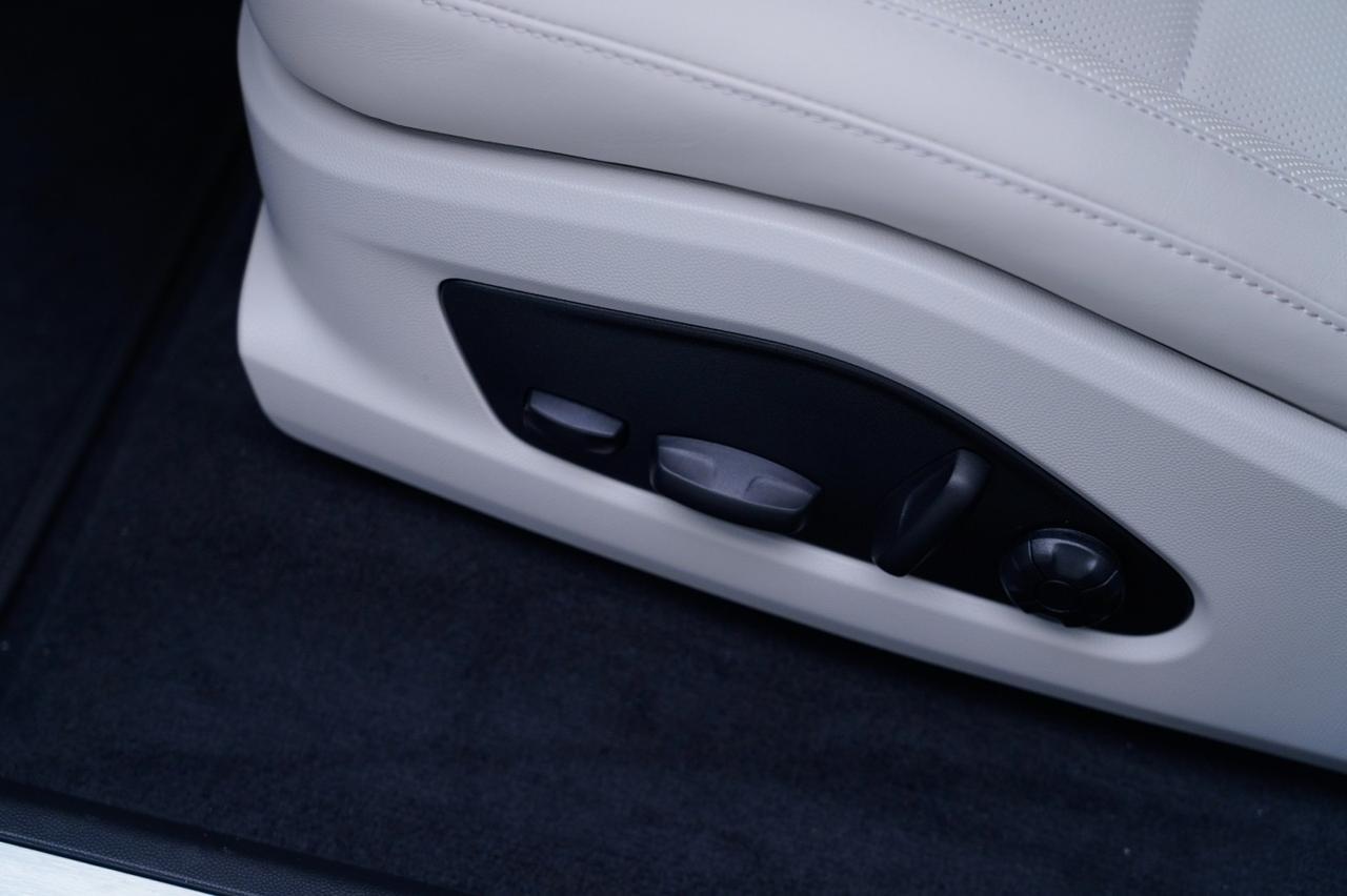 2025 Porsche Macan 4S Electric Pompano Beach FL