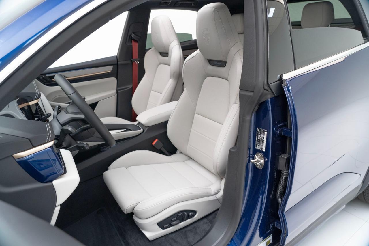 2025 Porsche Macan 4S Electric Pompano Beach FL