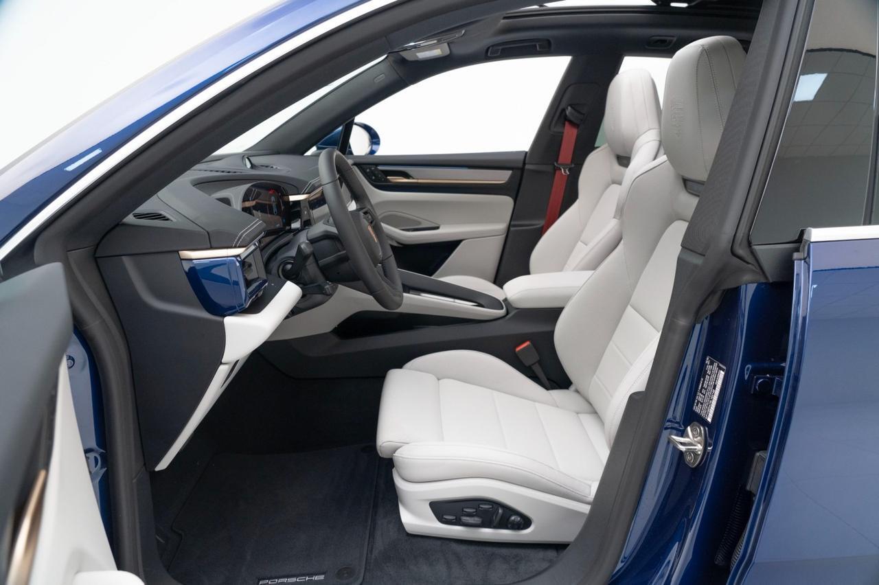 2025 Porsche Macan 4S Electric Pompano Beach FL