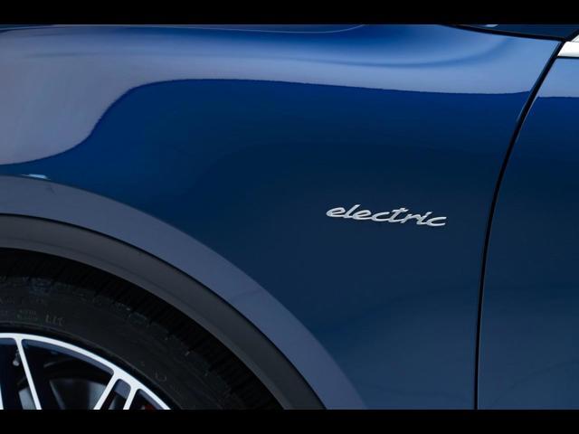 2025 Porsche Macan 4S Electric Pompano Beach FL