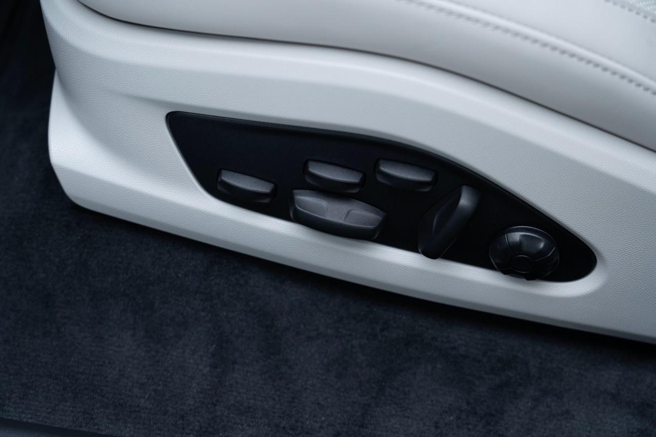 2025 Porsche Macan 4S Electric Pompano Beach FL