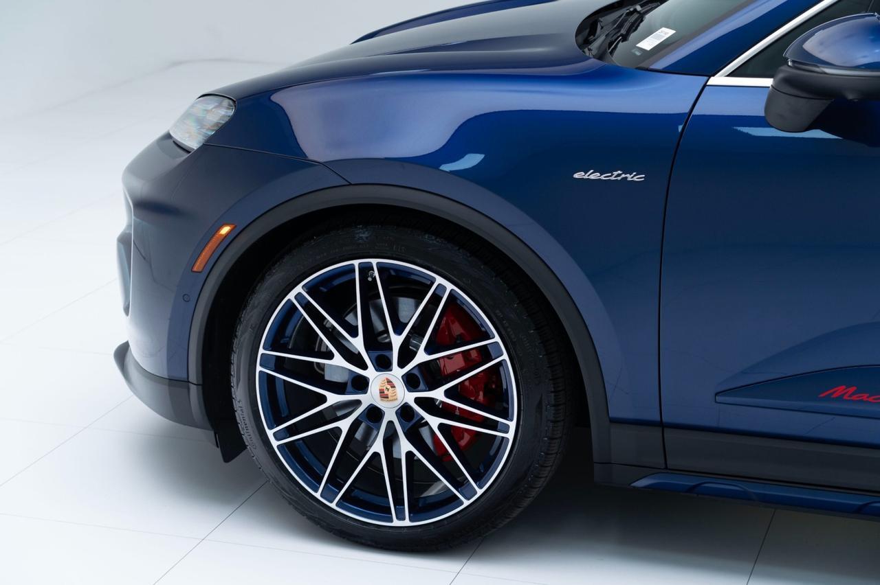 2025 Porsche Macan 4S Electric Pompano Beach FL