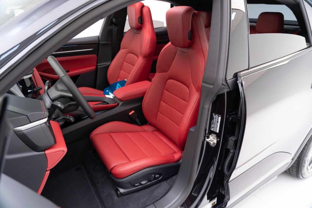 2025 Porsche Macan 4S Electric Pompano Beach FL