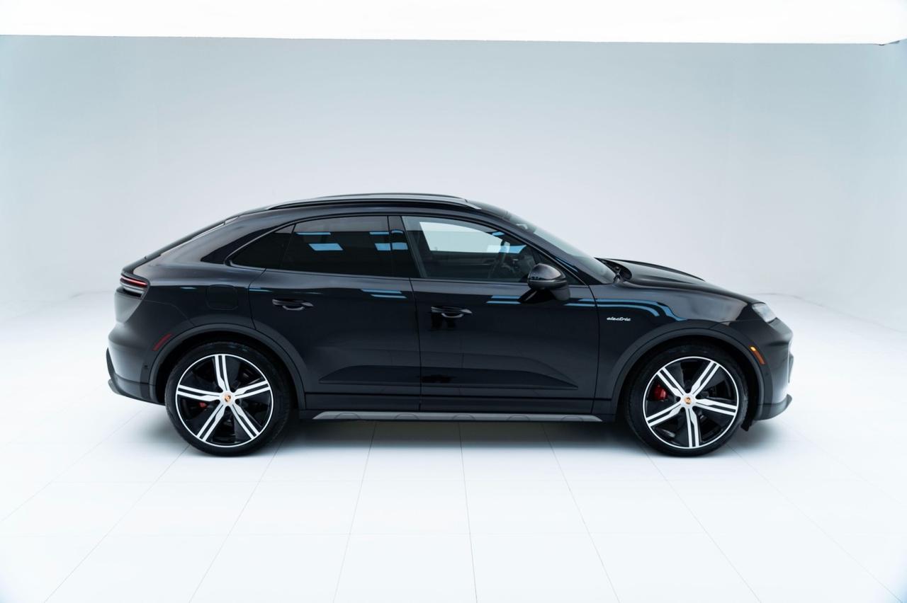 2025 Porsche Macan 4S Electric Pompano Beach FL