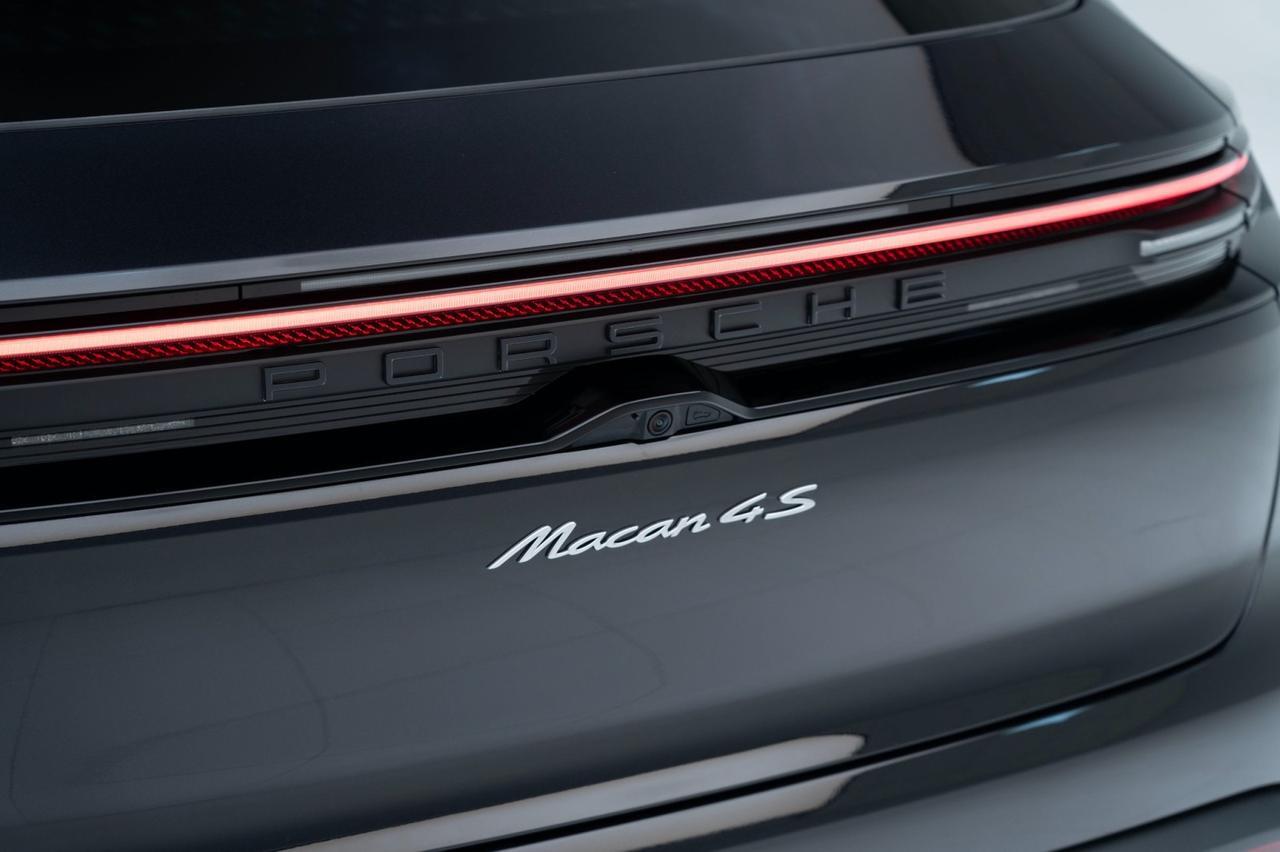 2025 Porsche Macan 4S Electric Pompano Beach FL